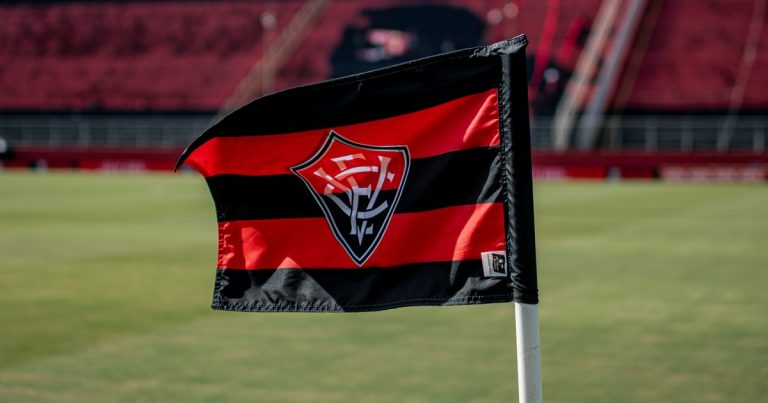 Vitória figura entre os clubes com menor estabilidade de elenco no Brasil, aponta CIES vitoria-figura-entre-os-clubes-com-menor-estabilidade-de-elenco-no-brasil,-aponta-cies