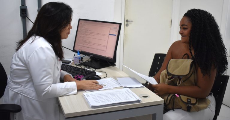 hospitais-universitarios-da-bahia-ofertam-mais-de-4-mil-exames,-consultas-e-cirurgias-com-foco-na-saude-da-mulher