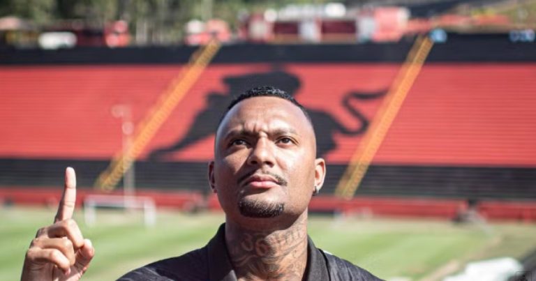 recuperado-de-lesao,-luan-candido-pode-reforcar-o-vitoria-contra-o-atletico-mg