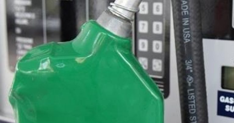 preco-de-litro-da-gasolina-bate-em-r$-7,75-em-porto-seguro