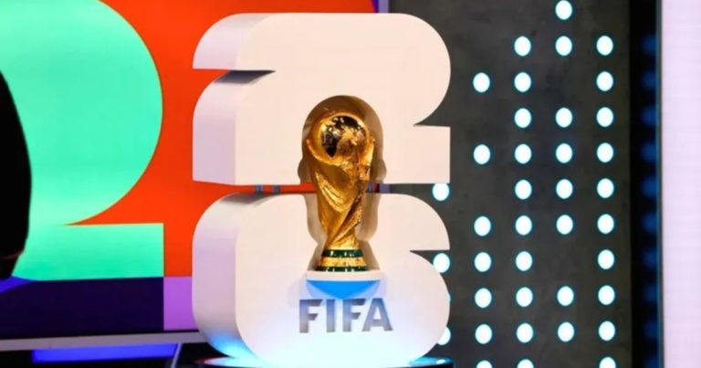 Fifa é denunciada na Europa por preços de ingressos da Copa e práticas “abusivas” fifa-e-denunciada-na-europa-por-precos-de-ingressos-da-copa-e-praticas-“abusivas”