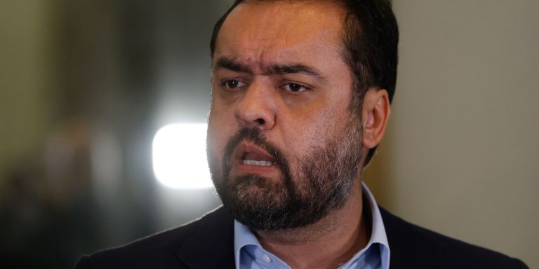 Cláudio Castro diz que sai do governo do Rio “de cabeça erguida” claudio-castro-diz-que-sai-do-governo-do-rio-“de-cabeca-erguida”
