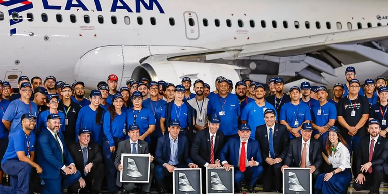 Latam incorpora na frota os primeiros aviões da Embraer latam-incorpora-na-frota-os-primeiros-avioes-da-embraer