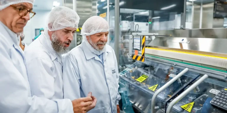 Lula diz que Estado deve garantir acesso a medicamentos lula-diz-que-estado-deve-garantir-acesso-a-medicamentos