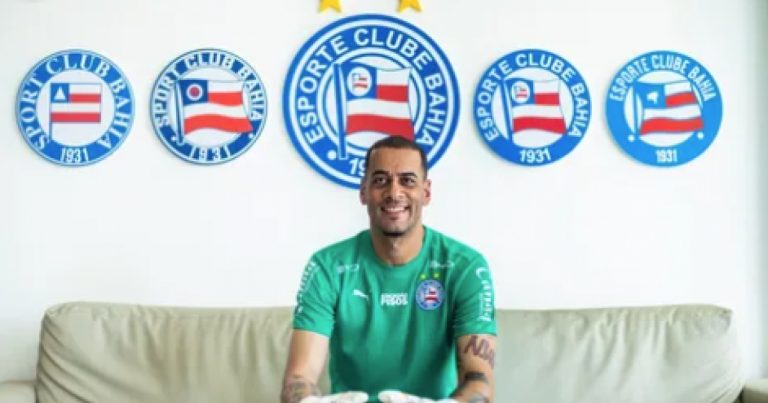 bahia-anuncia-a-contratacao-do-goleiro-leo-vieira,-ex-chapecoense