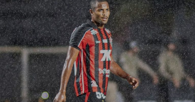 Vitória empresta Paulo Roberto ao Cianorte e renova contrato até 2027 vitoria-empresta-paulo-roberto-ao-cianorte-e-renova-contrato-ate-2027