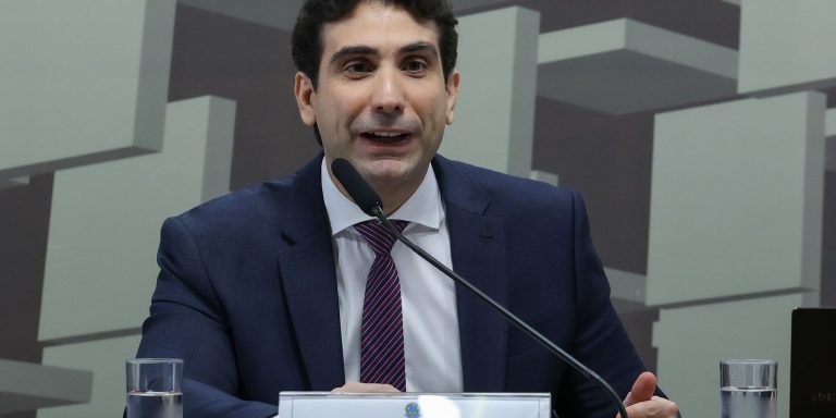 galipolo:-brasil-esta-mais-preparado-para-volatilidade-do-petroleo