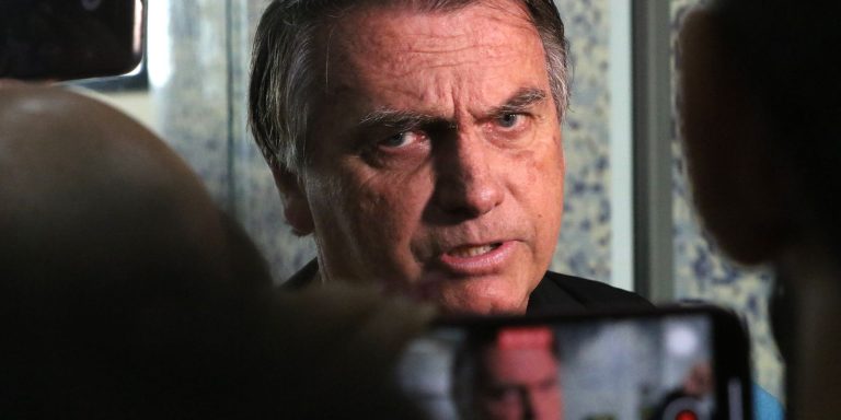 defesa-diz-que-bolsonaro-nao-tinha-conhecimento-sobre-video-de-eduardo
