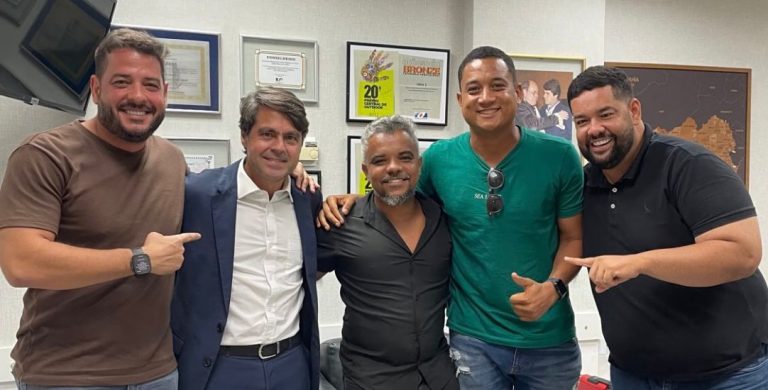 Deputado estadual Paulo Câmara recebe reforço de grandes lideranças de Salvador