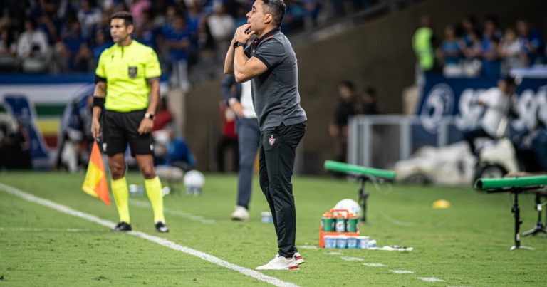 jair-ventura-cobra-reacao-do-vitoria-apos-nova-derrota-fora-de-casa:-“cometemos-os-mesmos-erros”