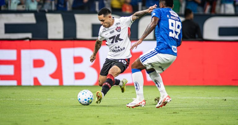 Vitória sofre três gols em seis minutos e perde para o Cruzeiro no Mineirão vitoria-sofre-tres-gols-em-seis-minutos-e-perde-para-o-cruzeiro-no-mineirao