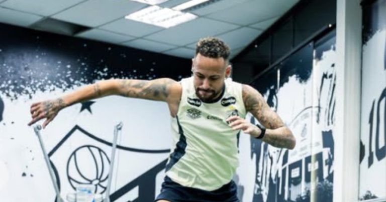 Neymar é relacionado, mas Santos terá desfalques na busca por reação na Série A neymar-e-relacionado,-mas-santos-tera-desfalques-na-busca-por-reacao-na-serie-a