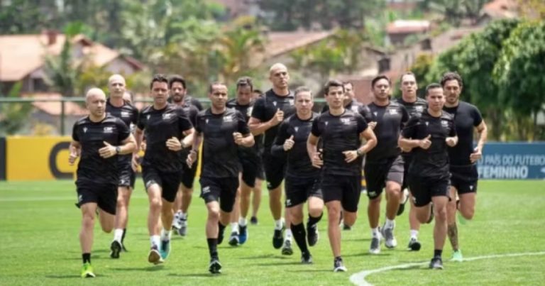 Flamengo investe em análise de árbitros como ferramenta de preparação para jogos flamengo-investe-em-analise-de-arbitros-como-ferramenta-de-preparacao-para-jogos