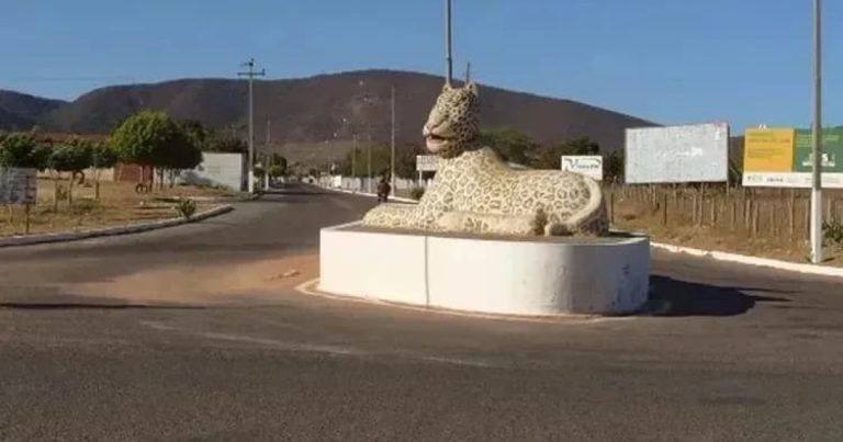 Homem embriagado ataca pai idoso no interior da Bahia homem-embriagado-ataca-pai-idoso-no-interior-da-bahia