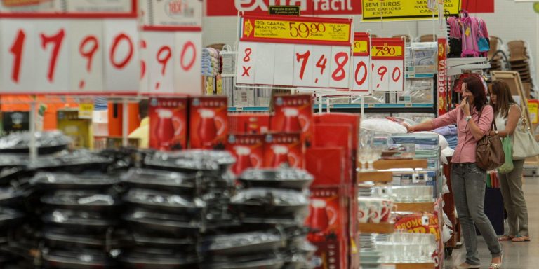 Mercado eleva previsão da inflação para 4,36% este ano mercado-eleva-previsao-da-inflacao-para-4,36%-este-ano