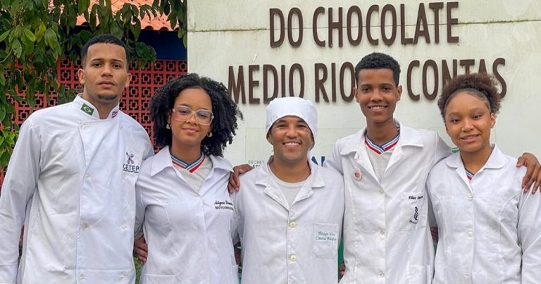 Estudantes baianos desenvolvem chocolate com baixo índice glicêmico voltado a pessoas com diabetes tipo 2 estudantes-baianos-desenvolvem-chocolate-com-baixo-indice-glicemico-voltado-a-pessoas-com-diabetes-tipo-2