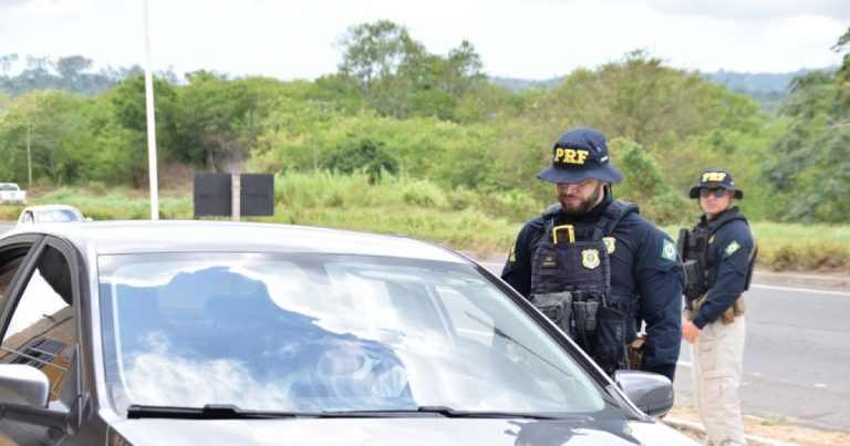 PRF na Bahia registra 4 mortes, 47 acidentes e congestionamento de até 15 km na BR-324 na Semana Santa prf-na-bahia-registra-4-mortes,-47-acidentes-e-congestionamento-de-ate-15-km-na-br-324-na-semana-santa