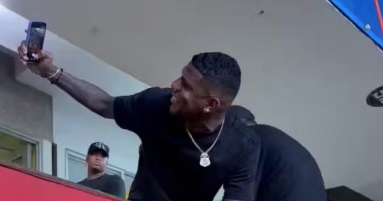 sao-paulo-notifica-arboleda-e-cobra-explicacoes-por-ausencia-em-ate-24-horas