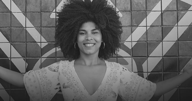 ile-aiye-se-pronuncia-apos-assassinato-de-ex-candidata-a-deusa-do-ebano-e-seu-filho-no-interior-da-bahia