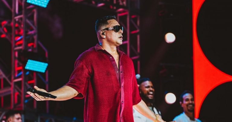 xanddy-harmonia-recebera-titulo-de-cidadao-santo-amarense