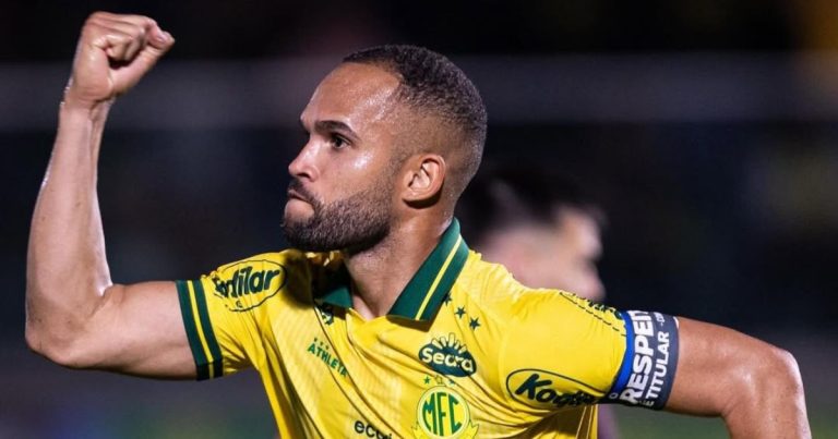 autor-do-gol-historico-do-mirassol-na-libertadores-ja-passou-pelo-vitoria;-relembre-trajetoria