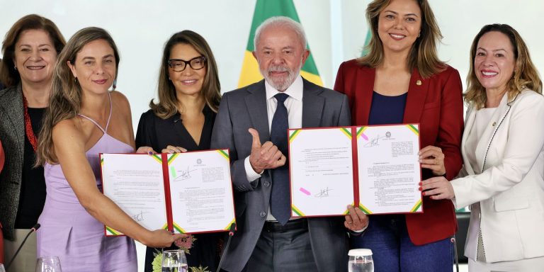lula-sanciona-leis-para-fortalecer-combate-a-violencia-contra-mulheres