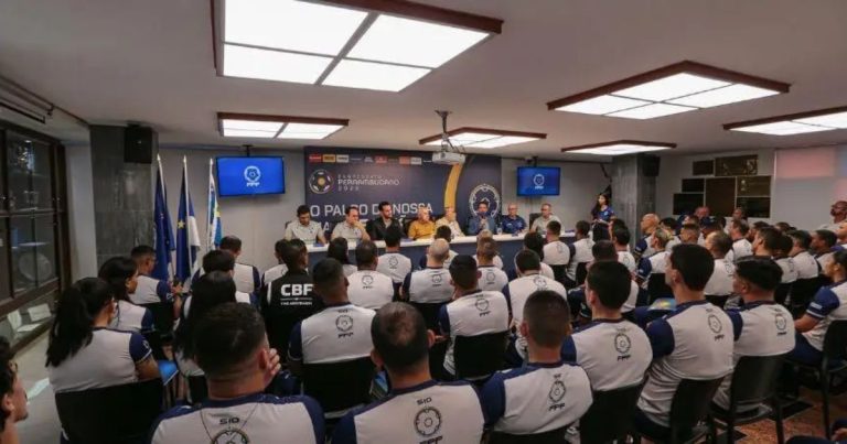 em-meio-a-polemicas-de-arbitragem,-cbf-realiza-capacitacao-com-foco-tecnico-e-padronizacao-de-criterios