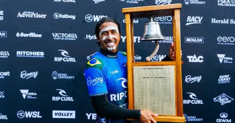 miguel-pupo-bate-yago-dora-e-e-campeao-em-bells-beach-no-mundial-de-surfe