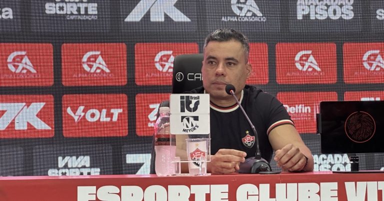 Jair Ventura valoriza bom resultado sobre o São Paulo e exalta atuação do Vitória: “Com todo respeito, cabia mais” jair-ventura-valoriza-bom-resultado-sobre-o-sao-paulo-e-exalta-atuacao-do-vitoria:-“com-todo-respeito,-cabia-mais”