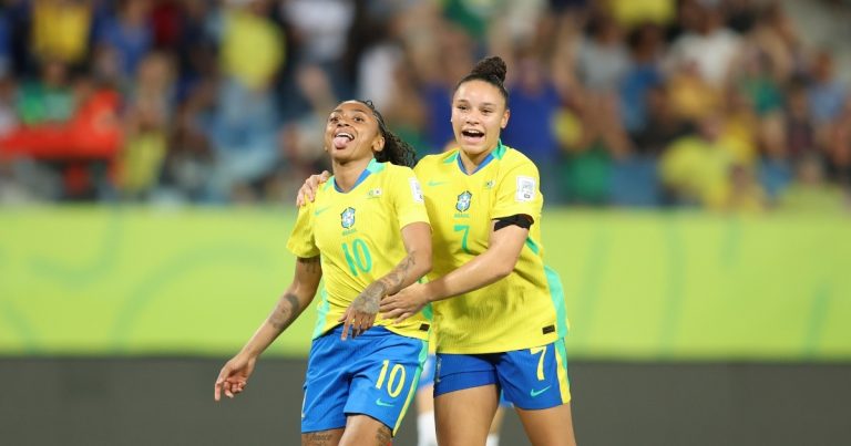 selecao-brasileira-feminina-aplica-goleada-na-coreia-do-sul-e-larga-na-frente-no-fifa-series