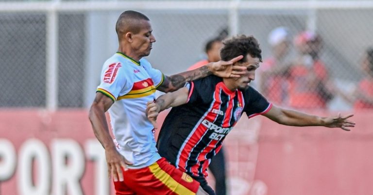 juazeirense-bate-atletico-de-alagoinhas-no-carneirao-e-assume-lideranca-na-serie-d