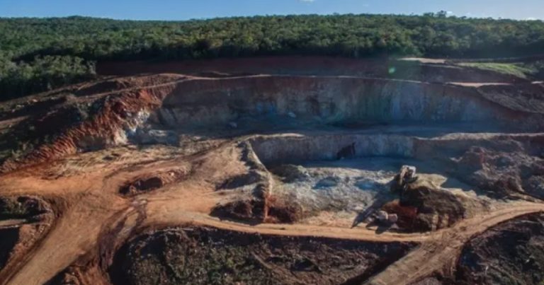 negociacao-de-ativos-da-bamin-envolve-ferrovia,-porto-e-interesse-estrategico-em-uranio-no-brasil