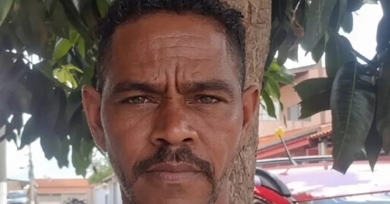 Homem de 55 anos é encontrado morto ao lado de motocicleta na zona rural de Pindaí homem-de-55-anos-e-encontrado-morto-ao-lado-de-motocicleta-na-zona-rural-de-pindai