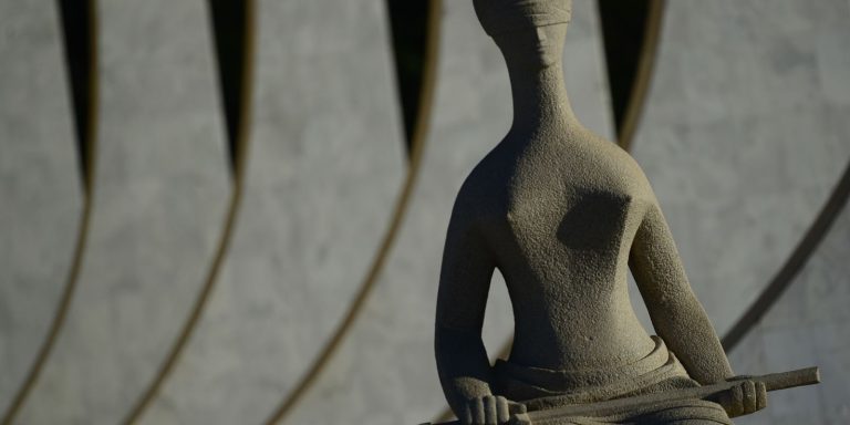 stf-suspende-julgamento-sobre-direto-a-silencio-em-abordagem-policial