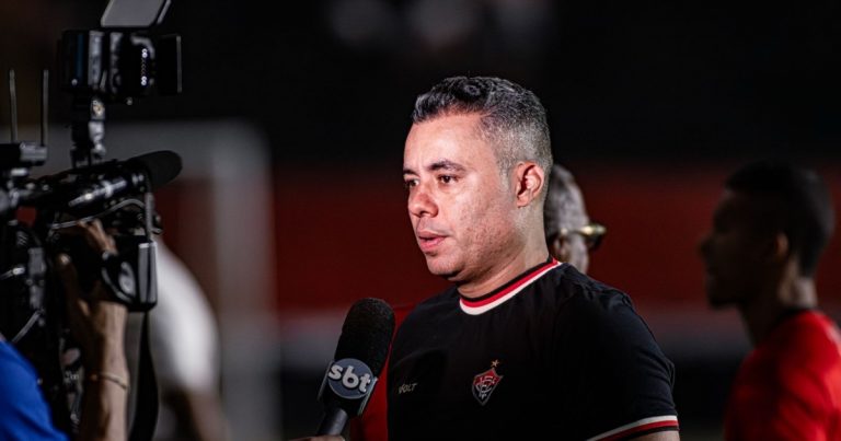 jair-ventura-celebra-lideranca-no-nordestao-e-aguarda-reavaliacao-de-erick:-“espero-que-nao-seja-nada”