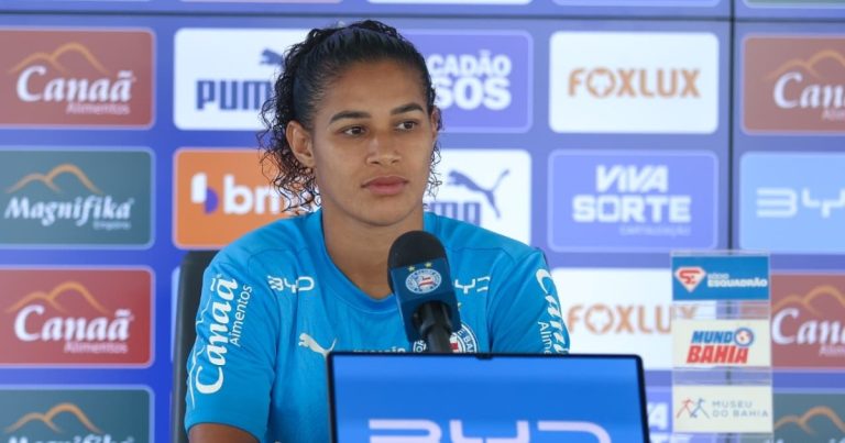 artilheira-do-bahia,-cassia-projeta-duelo-direto-contra-o-flamengo-e-mira-g4-do-brasileirao-feminino:-“trabalhamos-muito-para-a-partida”