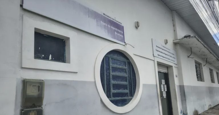 golpe-em-brumado:-falsa-agente-da-receita-federal-e-suspeita-de-abordar-comerciantes-e-pedir-dados-de-maquinas-de-cartao