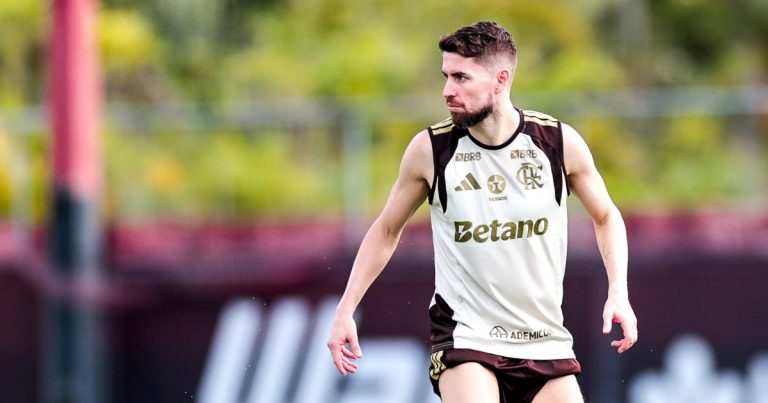 flamengo-pode-ter-retorno-de-jorginho-contra-o-vitoria-apos-perda-de-paqueta