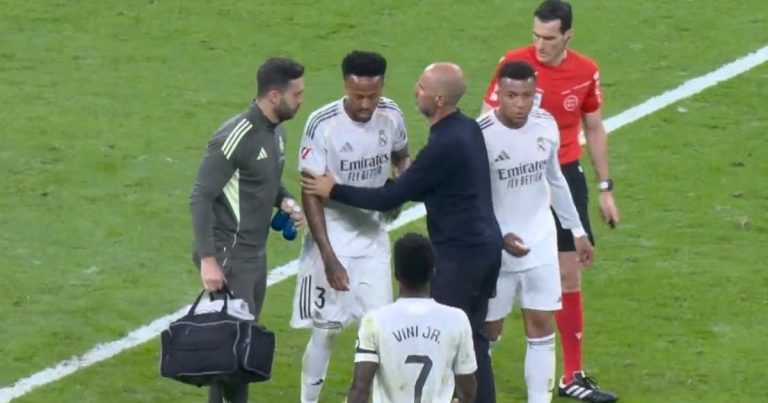 militao-deixa-campo-com-incomodo-em-jogo-do-real-madrid-e-vira-preocupacao-para-selecao-brasileira