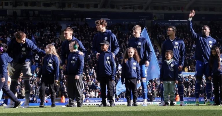 do-topo-ao-abismo:-campeao-da-premier-league-em-2016,-leicester-city-e-rebaixado-para-a-terceira-divisao-inglesa