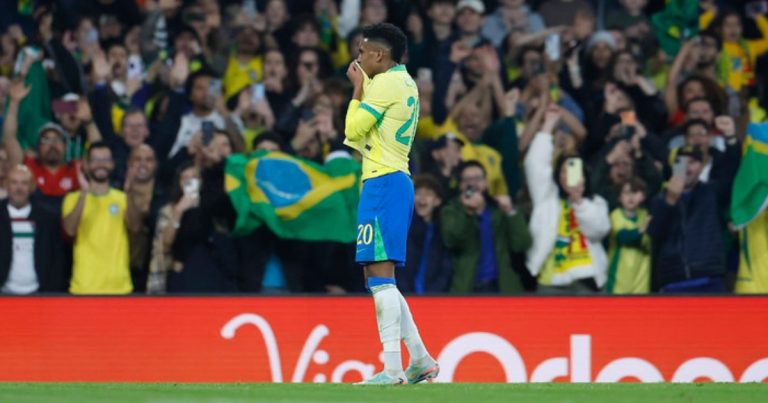 estevao-sofre-lesao-grau-4-na-coxa-e-deve-ser-mais-um-desfalque-para-o-brasil-na-copa-do-mundo,-diz-jornal