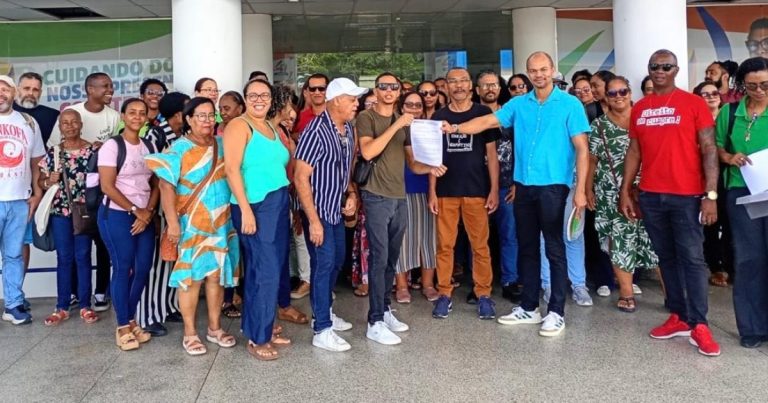 professores-anunciam-paralisacao-por-reajuste-salarial-em-dias-davila