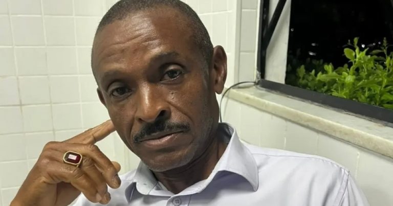 pastor-influencer-e-conduzido-a-delegacia-apos-ser-acusado-de-homofobia-em-hospital-de-feira-de-santana