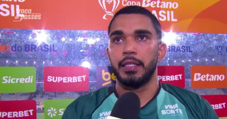 lucas-arcanjo-valoriza-desempenho-do-vitoria-contra-o-flamengo:-“vamos-decidir-em-casa”