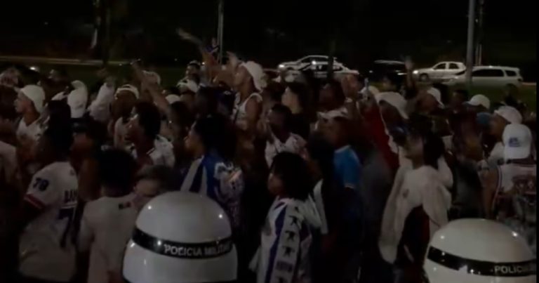 bahia-dribla-protesto-de-torcedores-apos-derrota-frente-ao-remo-pela-copa-do-brasil