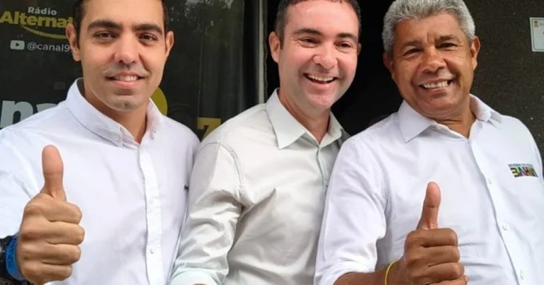 manifestantes-pedem-intervencao-de-jeronimo-em-brumado-e-cobram-cumprimento-de-lei-que-valoriza-cuidadores-de-creche