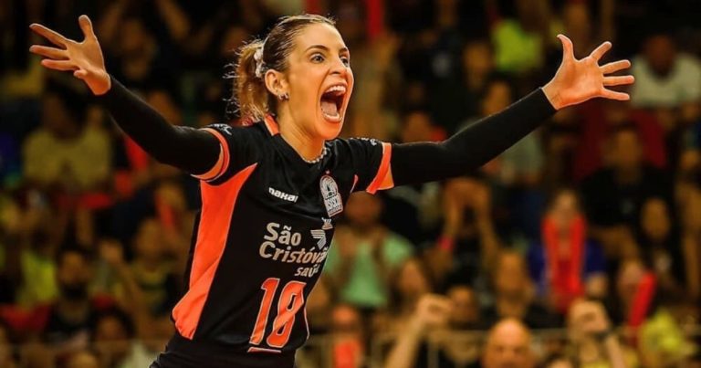 reverenciada,-camila-brait-se-despede-das-quadras-aos-37-anos