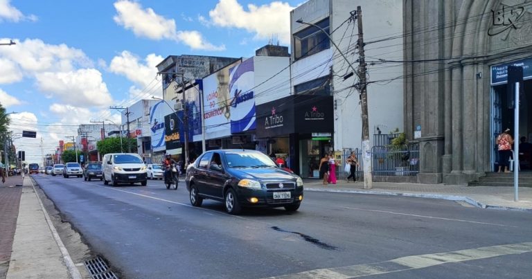 feira-de-santana-movimenta-r$-3,4-bilhoes-por-mes-via-pix,-afirma-plataforma