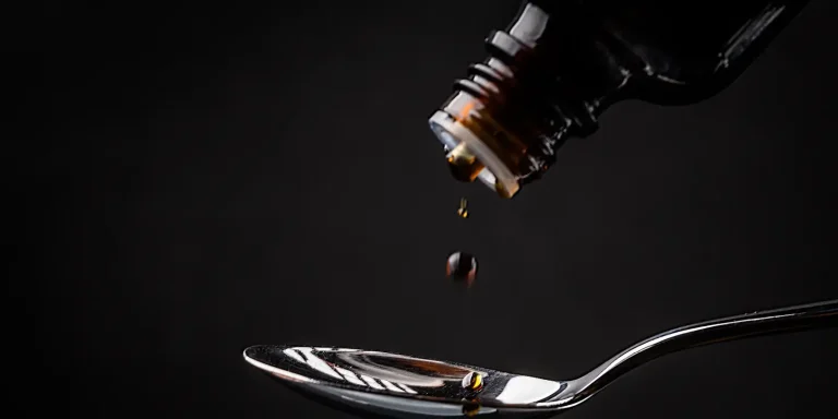 anvisa-suspende-venda-de-xaropes-com-clobutinol