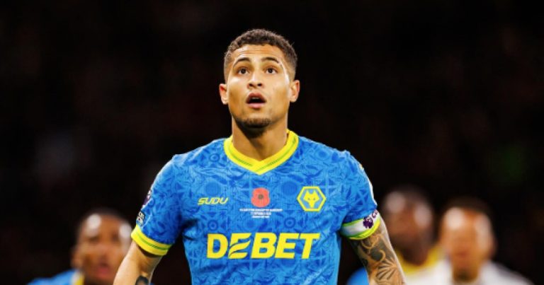 crystal-palace-abre-conversas-por-joao-gomes,-mas-atletico-de-madrid-aparece-na-briga